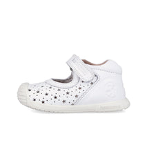Biomecanics pantofi fete decupati 18-25 Sauvage Blanco cu stelute decupate