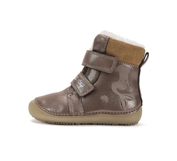 D.D.Step ghete fete Barefoot captusite cu talpa fluorescenta 25-30 Chocolate cu sirena