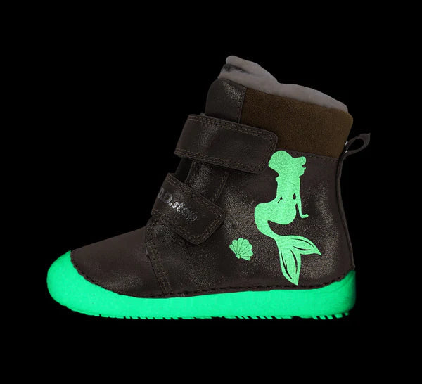 D.D.Step ghete fete Barefoot captusite cu talpa fluorescenta 25-30 Chocolate cu sirena