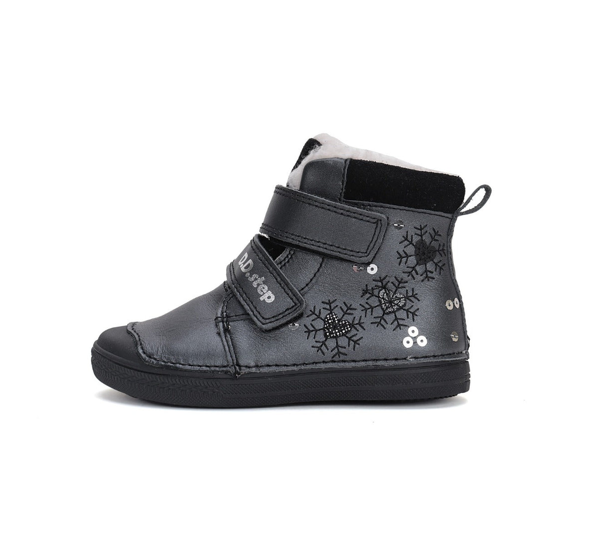  Black cu fulgi de zapada