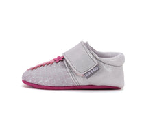 D.D.Step pantofi fete cu talpa moale 18-23 Silver cu calut de mare roz