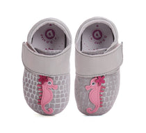 D.D.Step pantofi fete cu talpa moale 18-23 Silver cu calut de mare roz