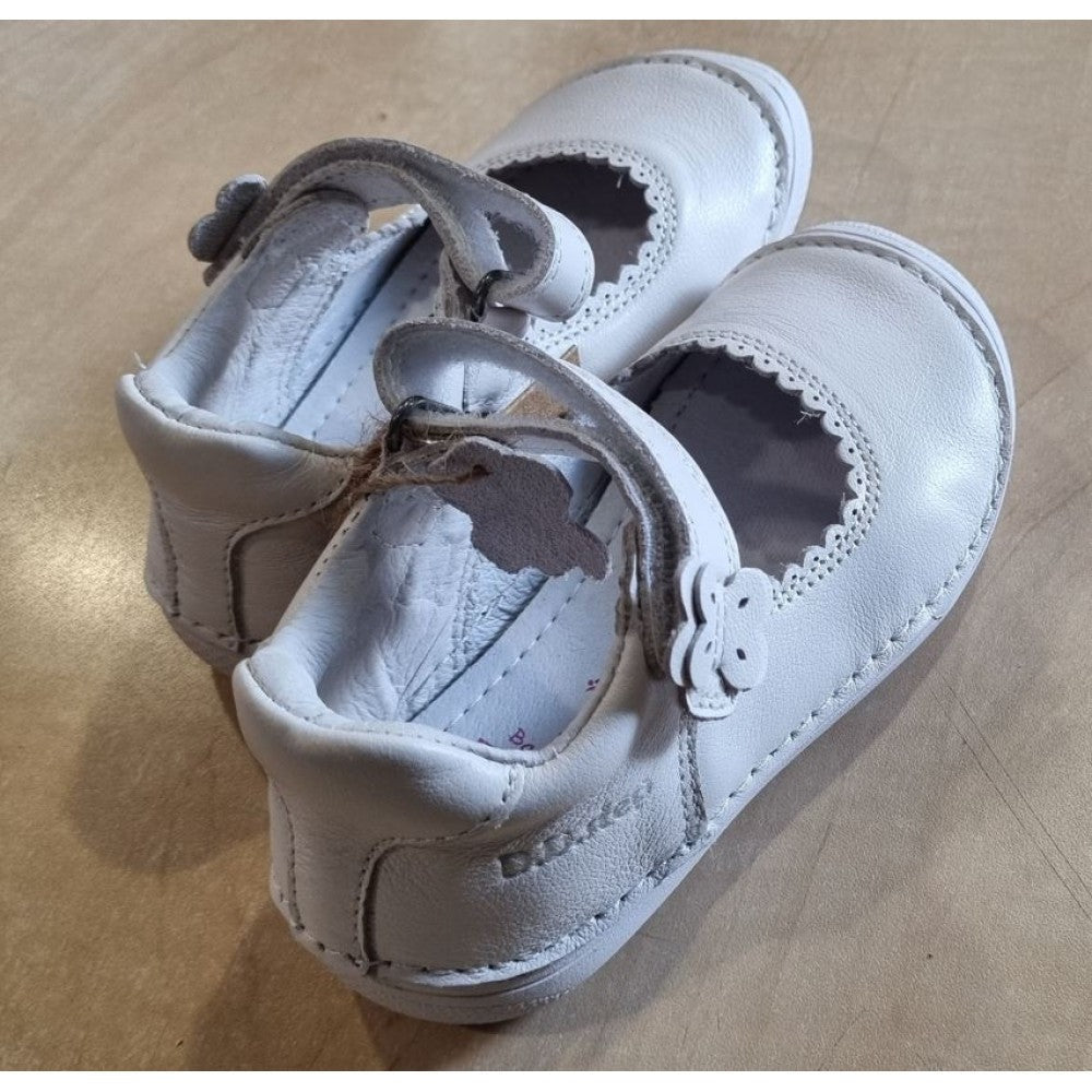 D.D.Step pantofi fete decupati Barefoot 25-30 White cu fluturas