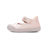 D.D.Step pantofi fete Primii pasi decupati 20-25 Baby Pink cu inimioare
