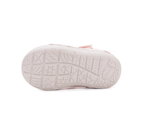 D.D.Step pantofi fete Primii pasi decupati 20-25 Baby Pink cu inimioare