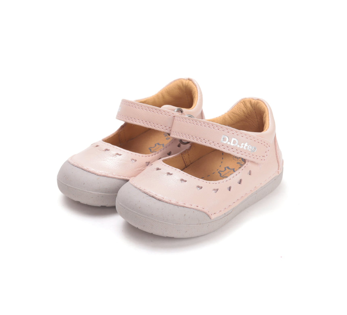 D.D.Step pantofi fete Primii pasi decupati 20-25 Baby Pink cu inimioare Imagine principală a produsului