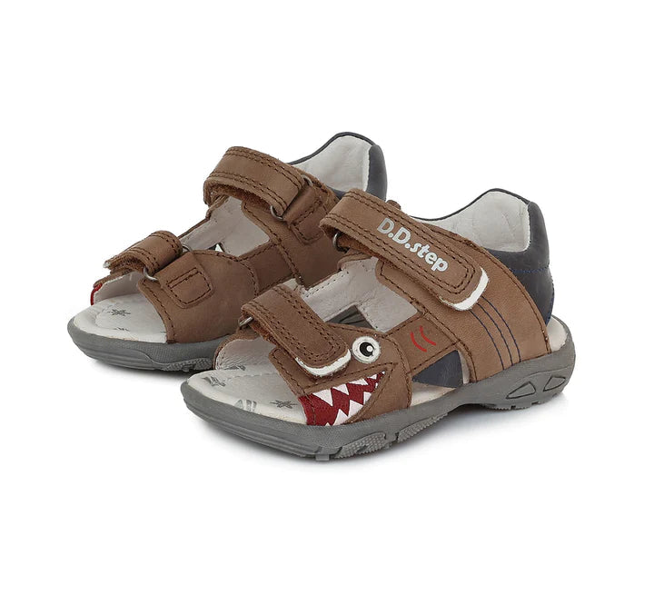  Chocolate crocodil