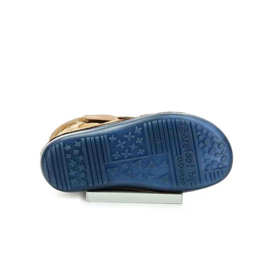 D.D.Step ghete baieti Barefoot captusite cu talpa fluorescenta 25-30 Chocolate cu unelte