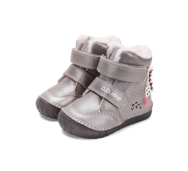 D.D.Step ghete fete imblanite cu talpa fluorescenta 19-24 Bronze cu girafa Imagine principală a produsului