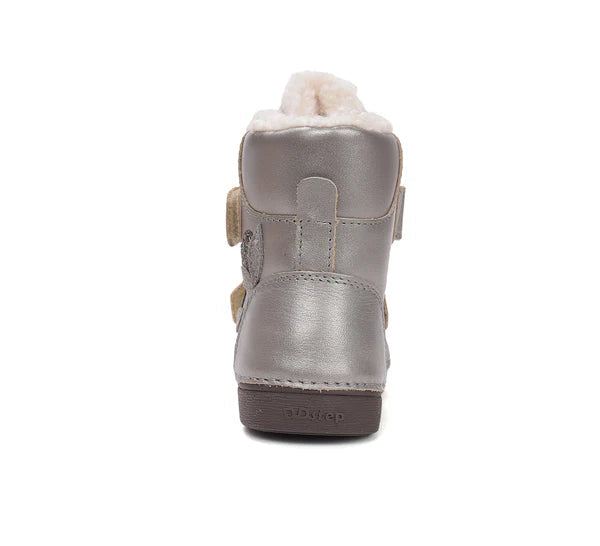 D.D.Step ghete fete imblanite 25-30 Champagne cu inima in floare