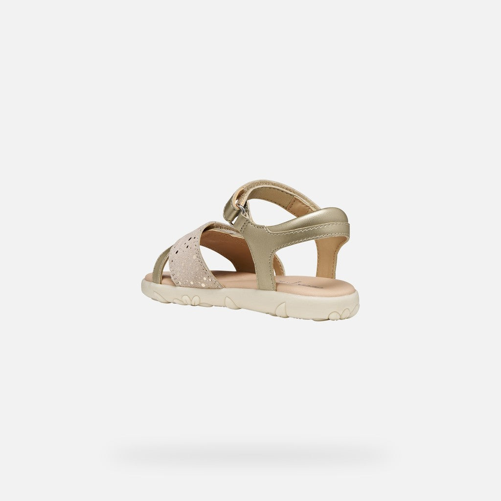 Geox lány szandál Haiti 26-34 világos arany