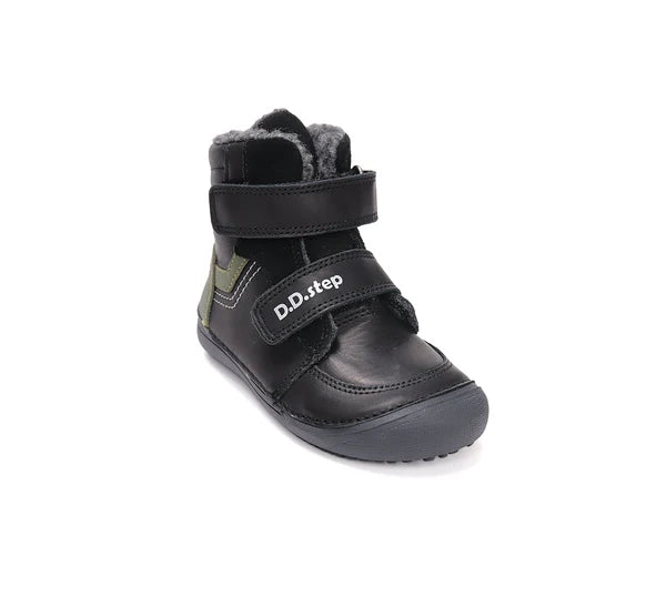 D.D.Step ghete baieti Barefoot captusite 25-30 Black cu vernil