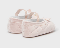  Soft pink