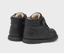  Negru